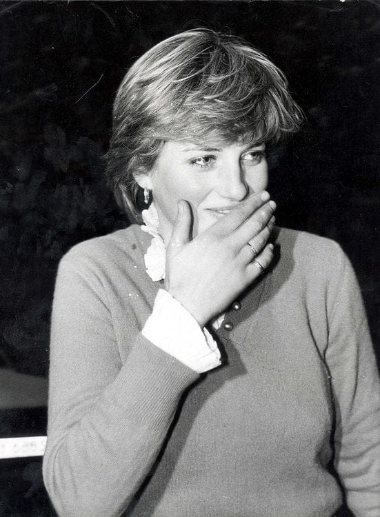 Princess Diana Photos That Show Her Style Transformation and Extraordinary Royal Journey