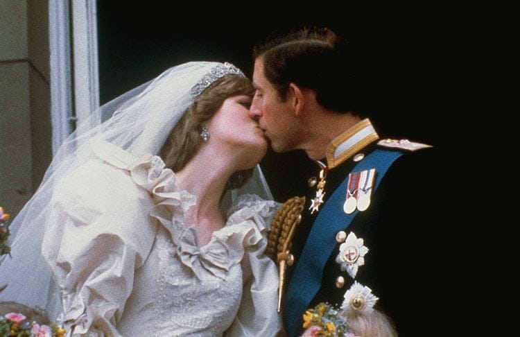 Princess Diana Photos That Show Her Style Transformation and Extraordinary Royal Journey